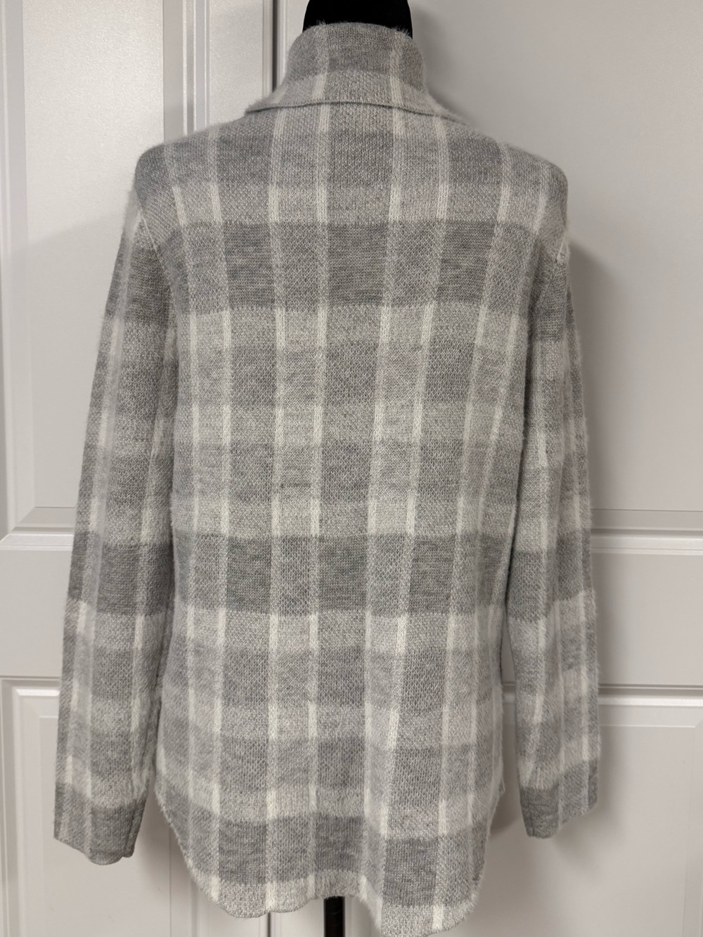 William Rast Fuzzy Soft Plaid Button Front Jacket - Picture 3 of 6